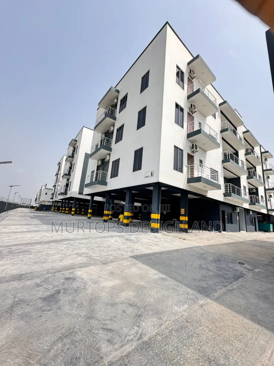 3bdrm Apartment in Lekki Phase 2 for sale in Lekki Phase 2