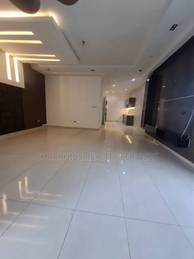 Mini Flat in Adeola Odeku for rent in Adeola Odeku