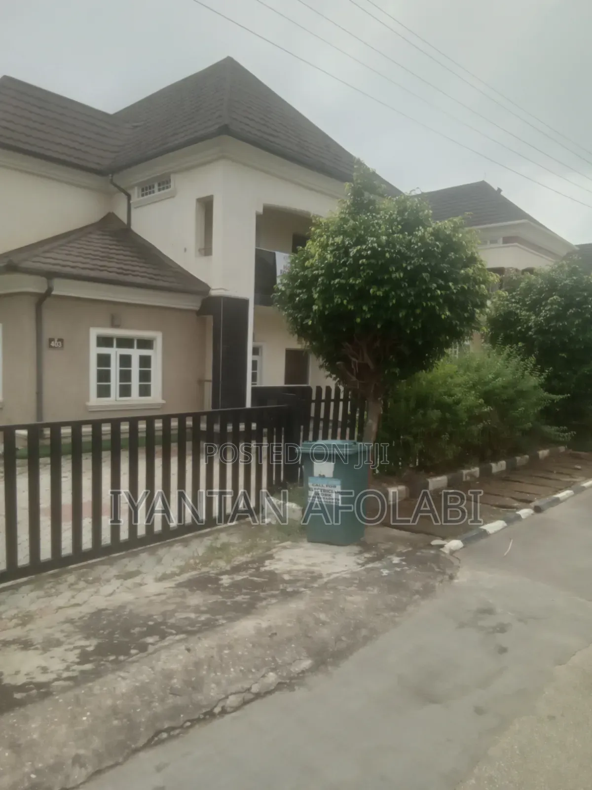5bdrm Duplex in River Park, FHA for sale in FHA