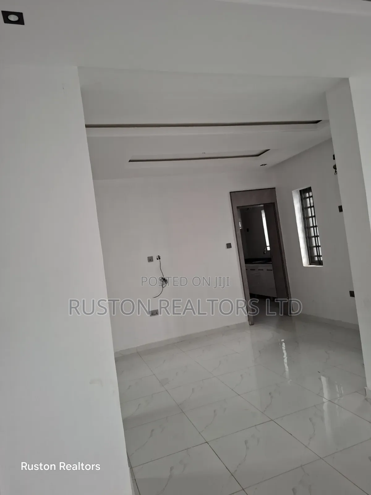 4bdrm Duplex in Samonda for sale in Samonda