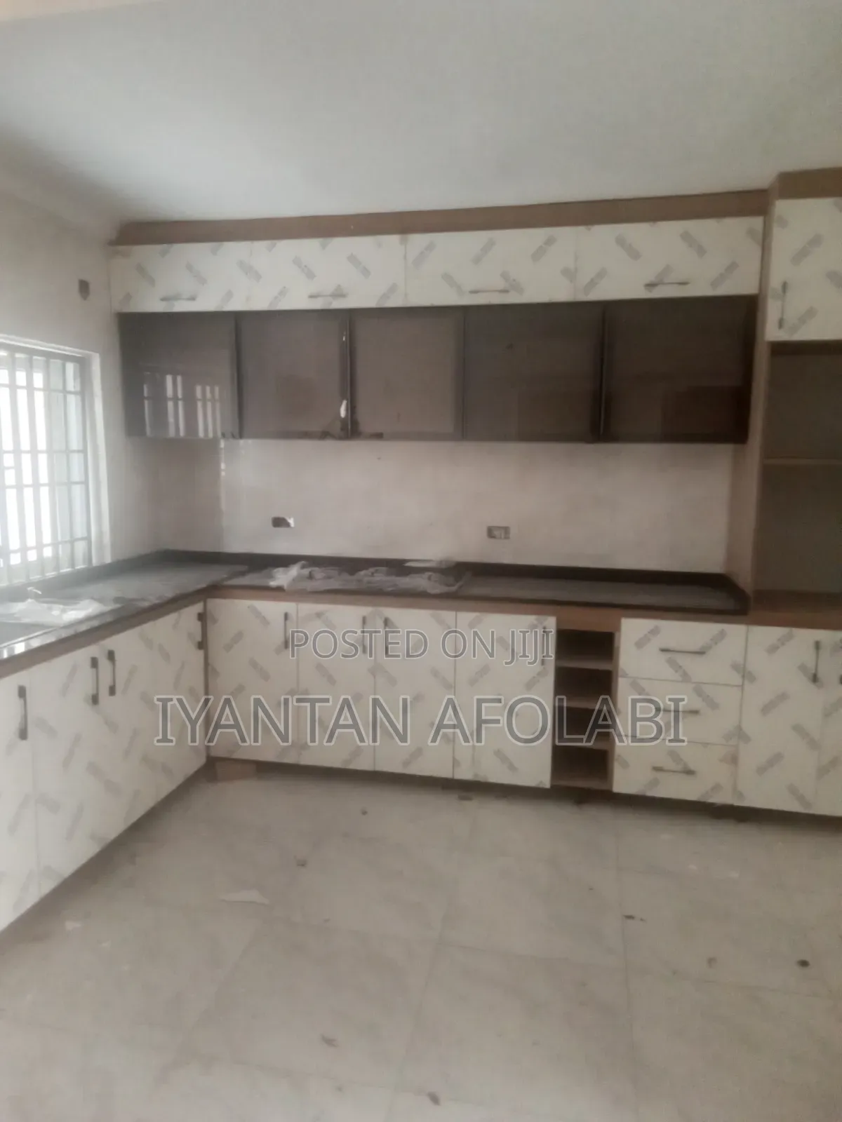 3bdrm Duplex in River Park Estate, FHA for rent in FHA