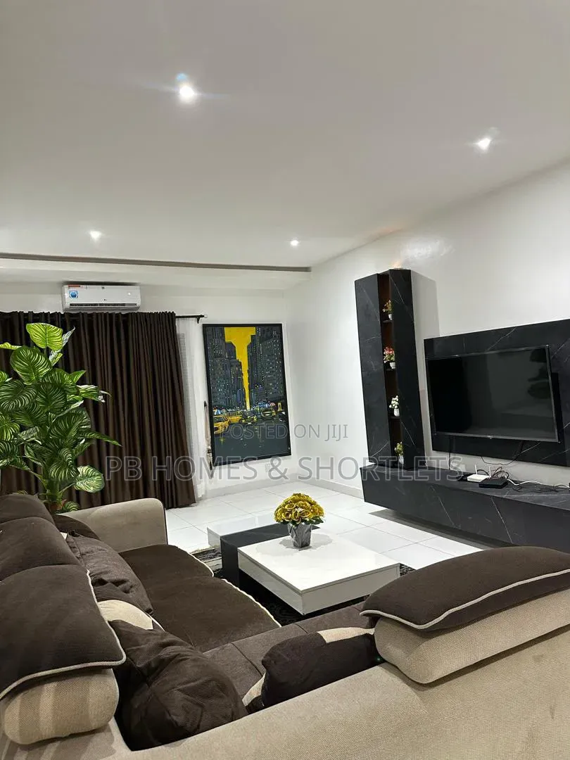 Luxurious 2 Bedroom Apartment in Ikate