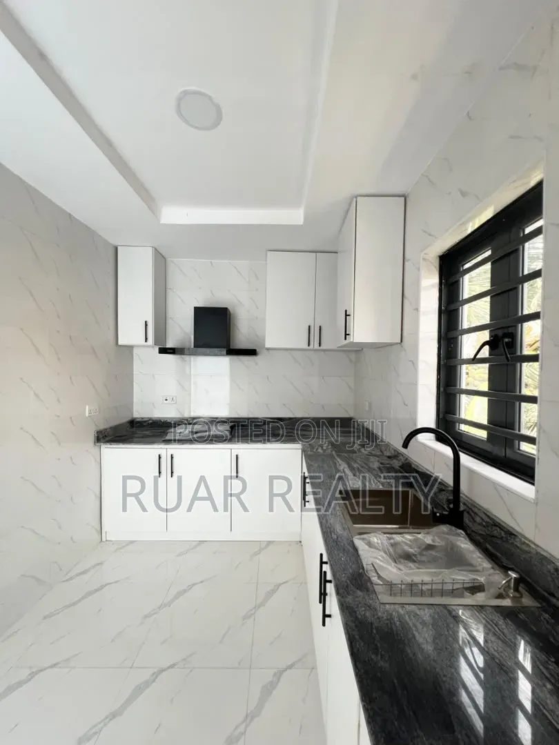 2bdrm Apartment in Ologolo for sale in Ologolo