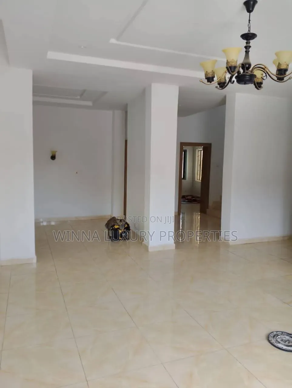 5bdrm Duplex in Asokoro for sale in Asokoro
