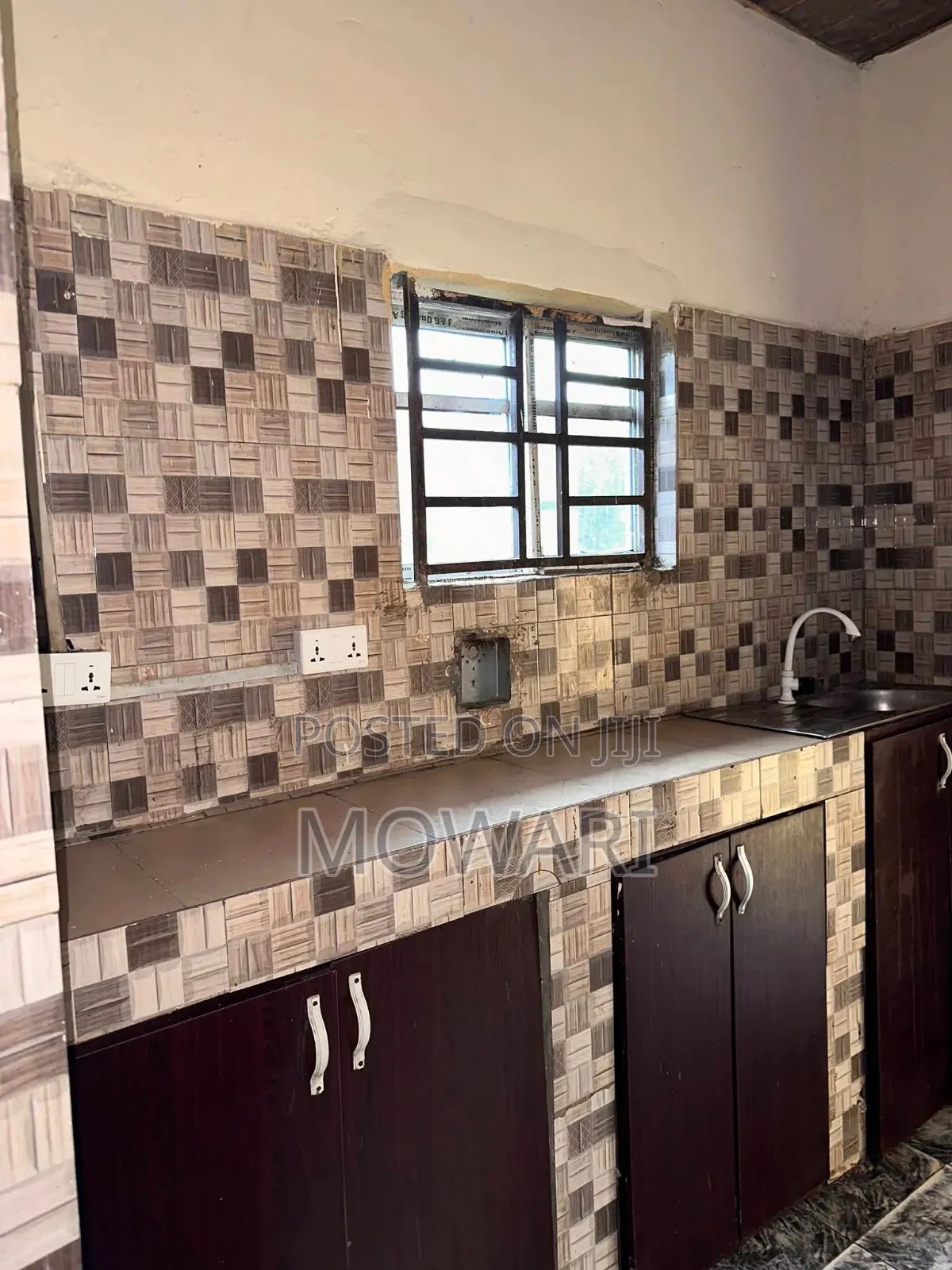 to Let Standard 1-Bedroom Flat in Uzoba