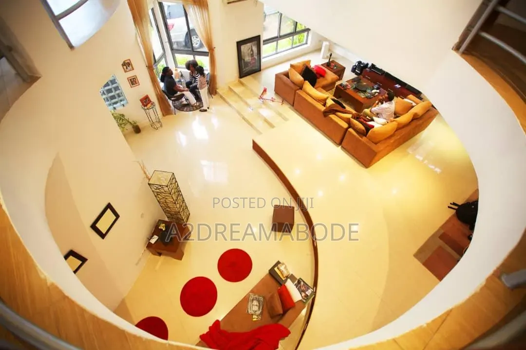 5bdrm Duplex in Vgc for sale in VGC / Ajah