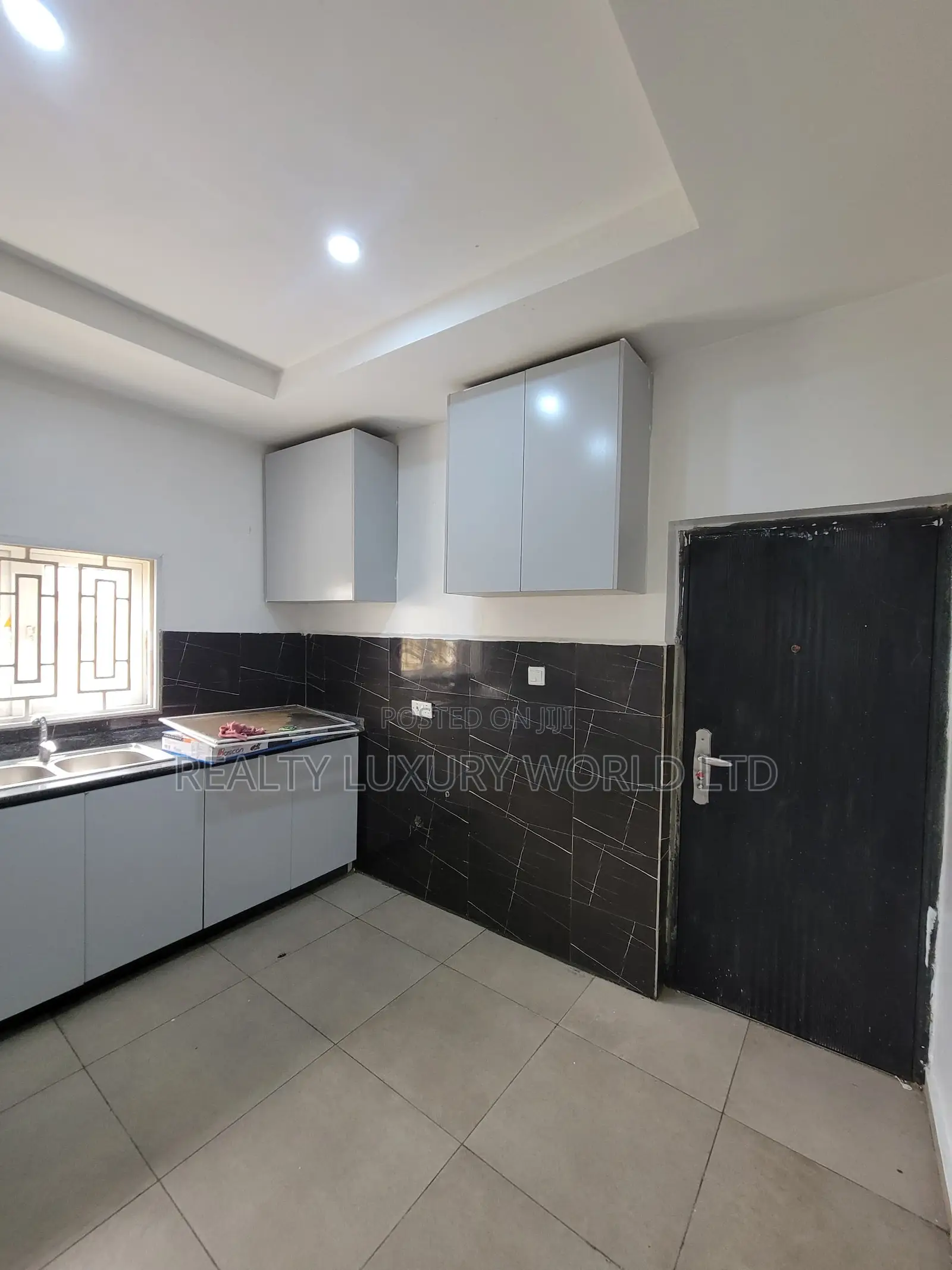 3bdrm Block of Flats in Kiami for rent in Kiami