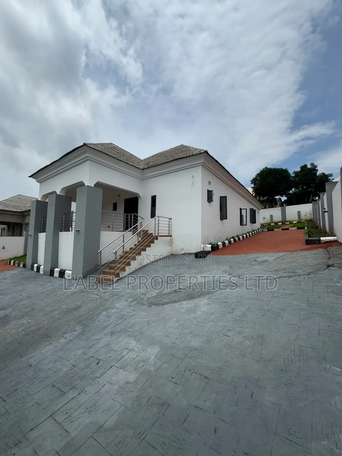 3bdrm Bungalow in Nzube Estate for sale in Lokogoma