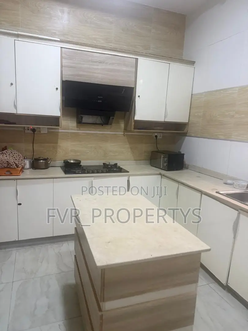 1bdrm Shared Apartment in Oral, Ikota for rent in Ikota