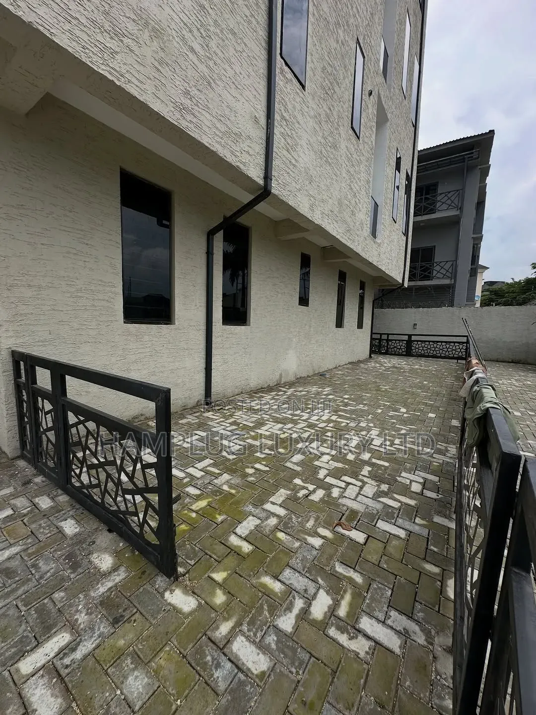 3bdrm Apartment in Jahi for sale in Jahi