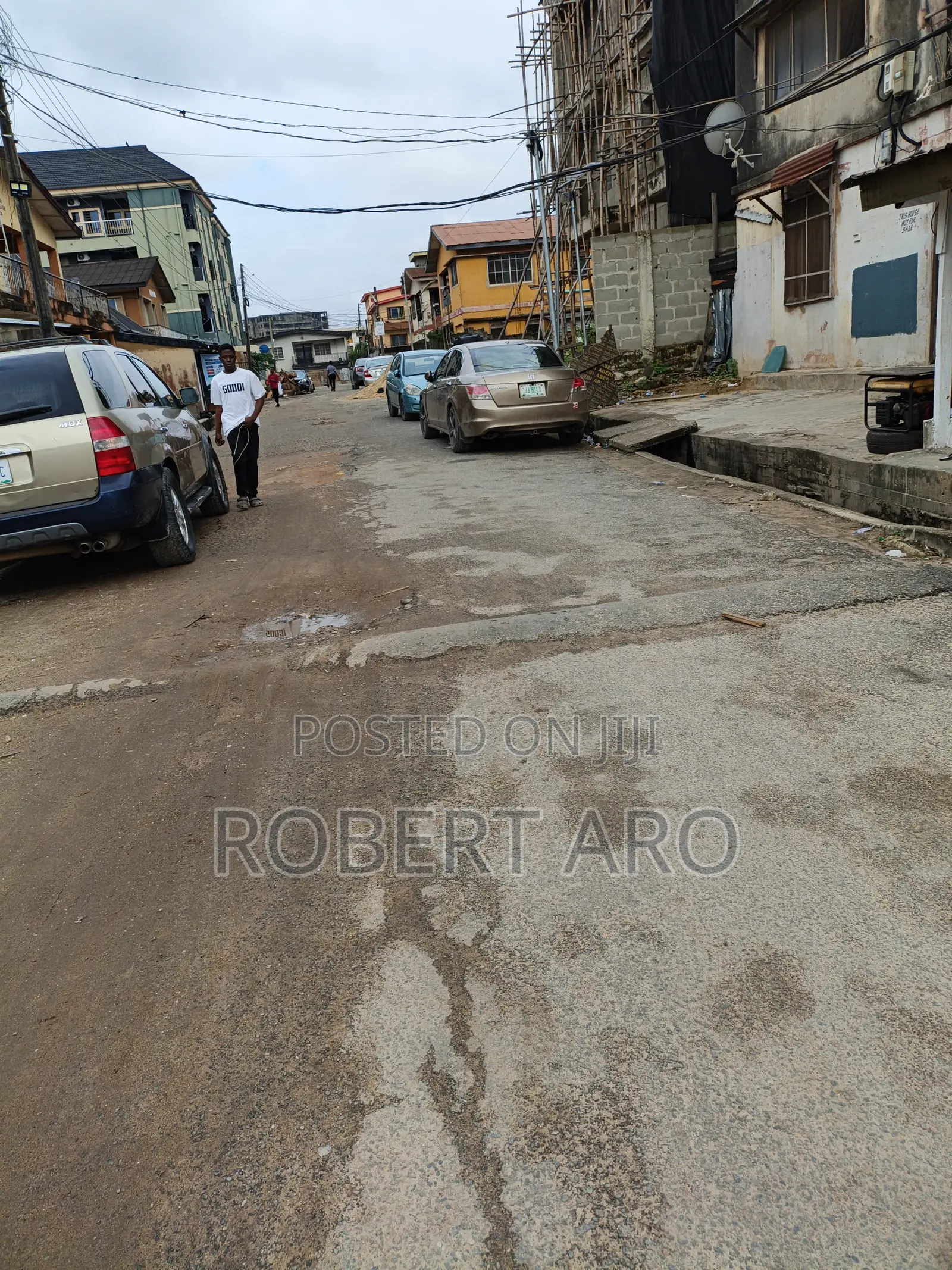 4bdrm Bungalow in Abule-Oja for sale in Abule-Oja