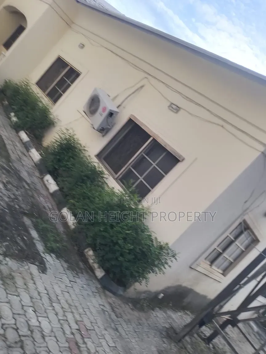 3bdrm Block of Flats in Gwarinpa Estate, Bunkoro for sale in Bunkoro