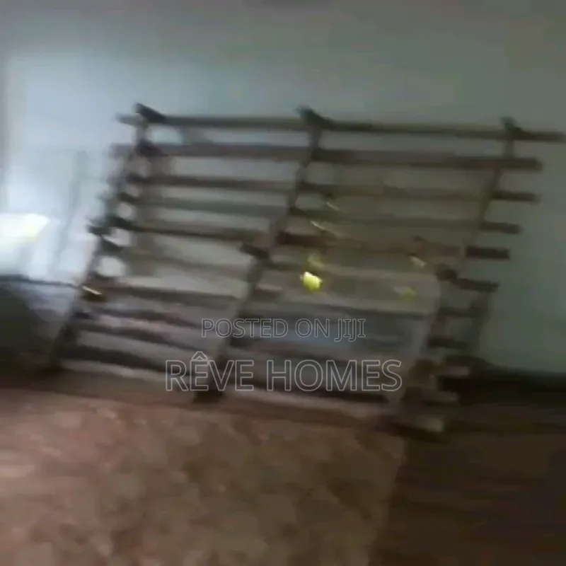 Mini Flat in Adekunle for rent in Adekunle
