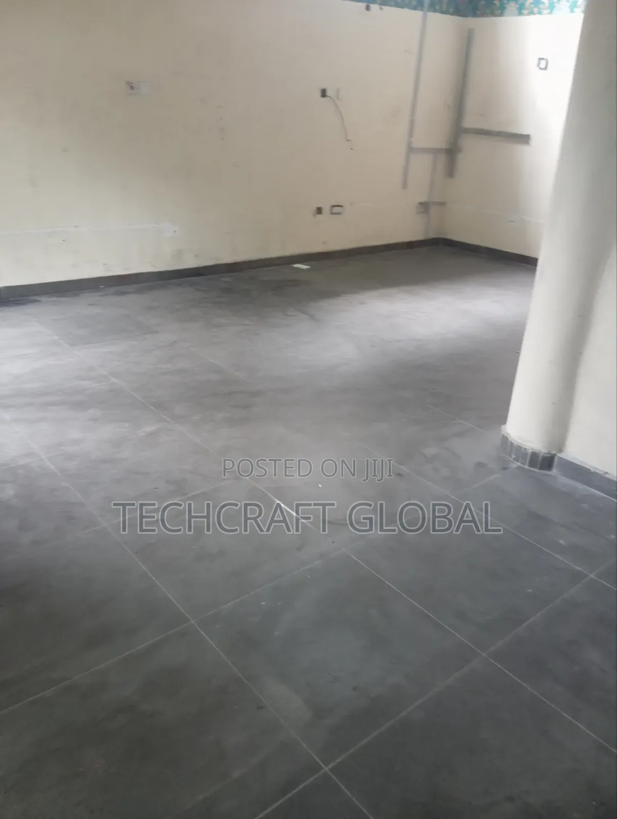 3 in 1 Massive and Spacious Shop Facing the Express to Let in Sangotedo