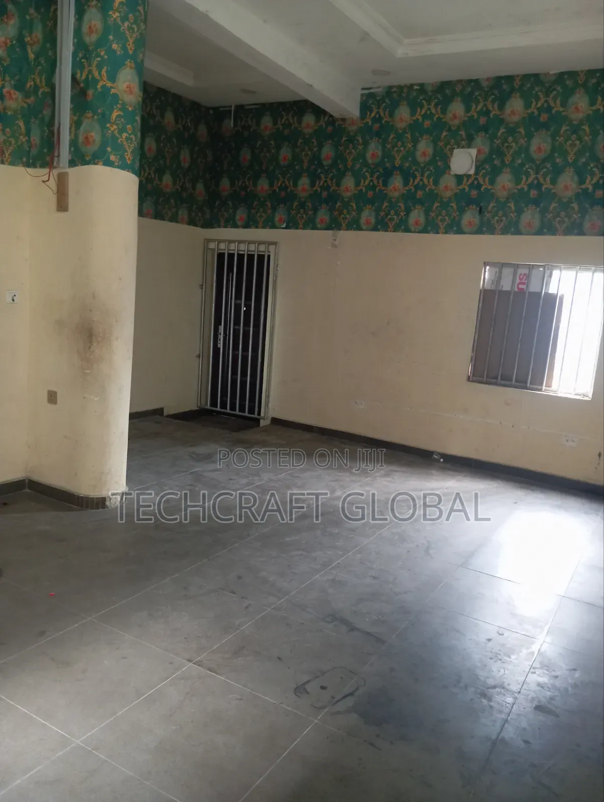 3 in 1 Massive and Spacious Shop Facing the Express to Let in Sangotedo