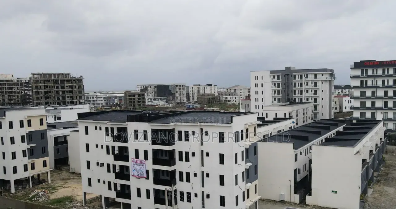 3bdrm Apartment in Lekki Phase 1 for rent in Lekki Phase 1