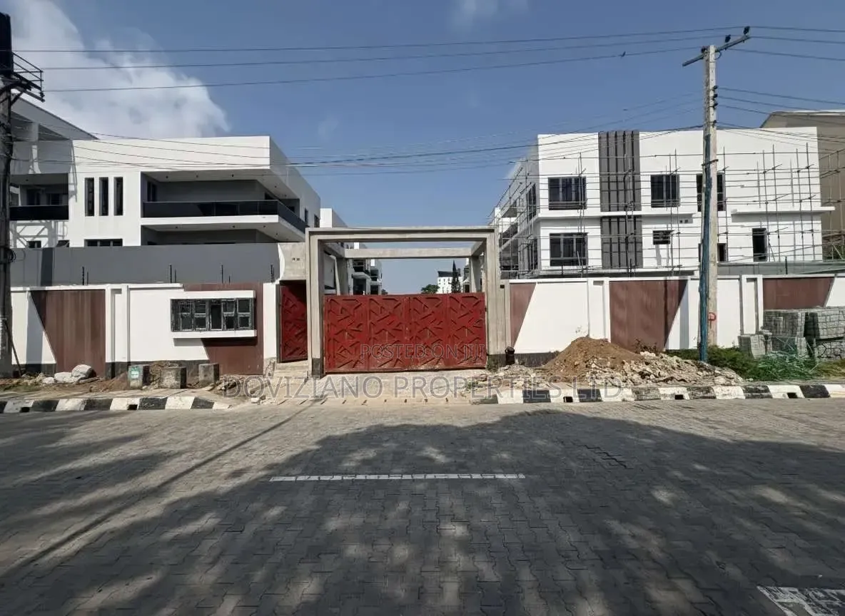 6bdrm Duplex in Old Ikoyi for sale in Old Ikoyi