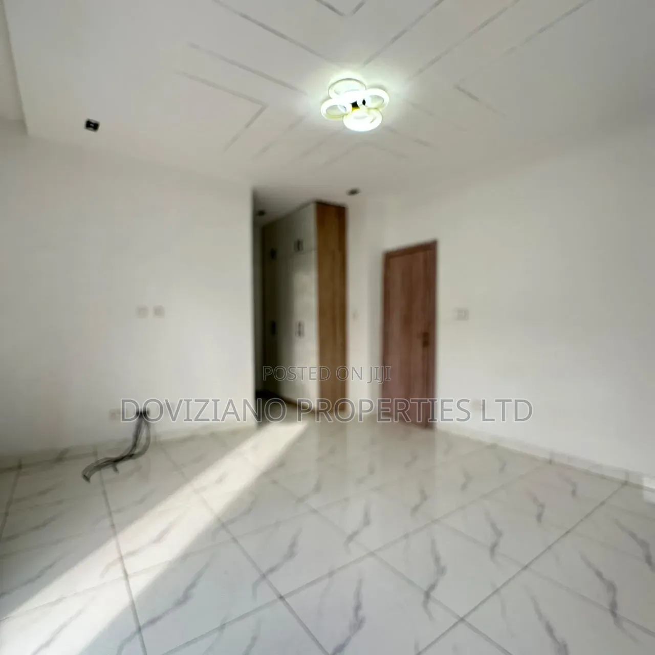4bdrm Duplex in Ogombo for sale in Ogombo