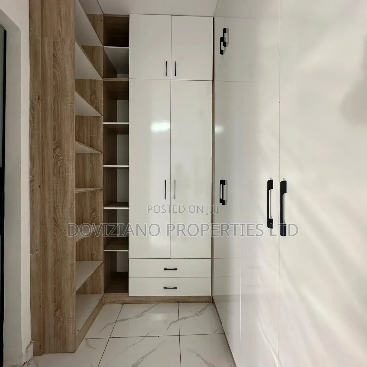 4bdrm Duplex in Ogombo for sale in Ogombo
