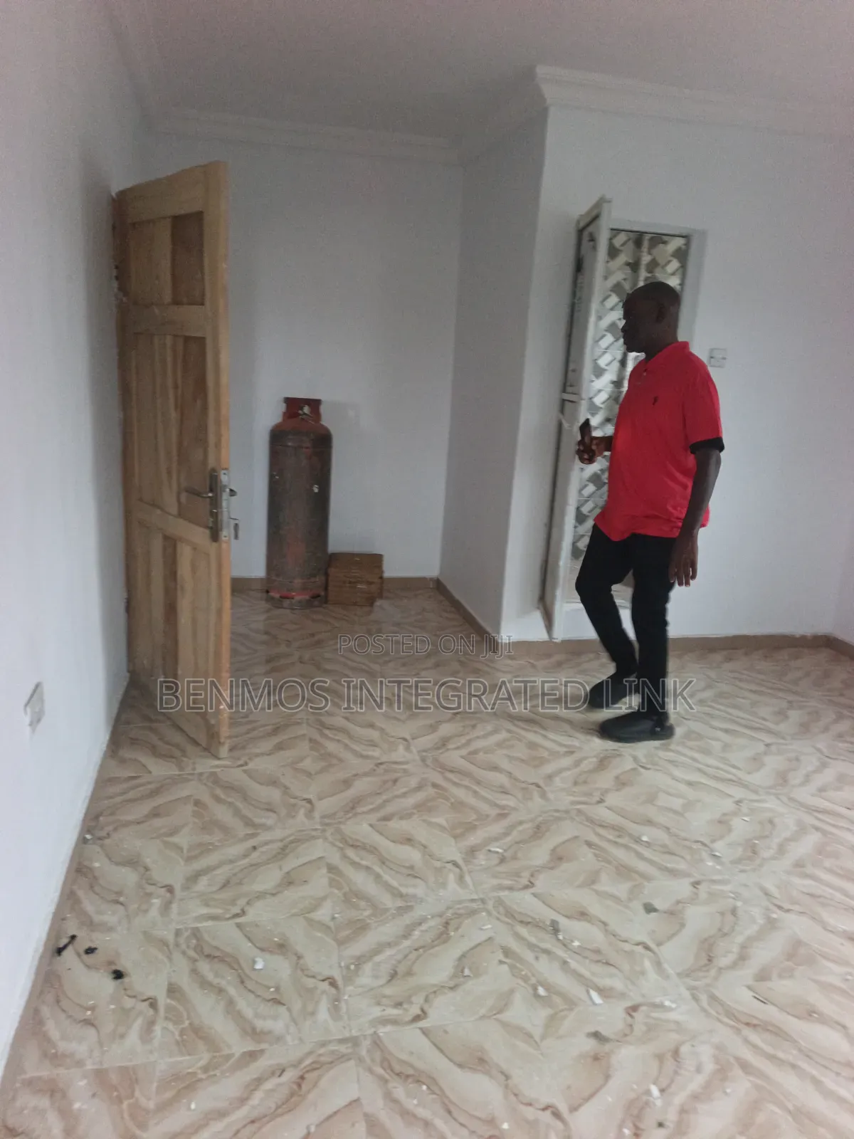 2bdrm Block of Flats in Itupate, Ikorodu for rent in Ikorodu