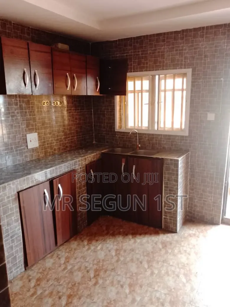 2bdrm Block of Flats in Glory Land Estate, Akala Express for rent in Akala Express