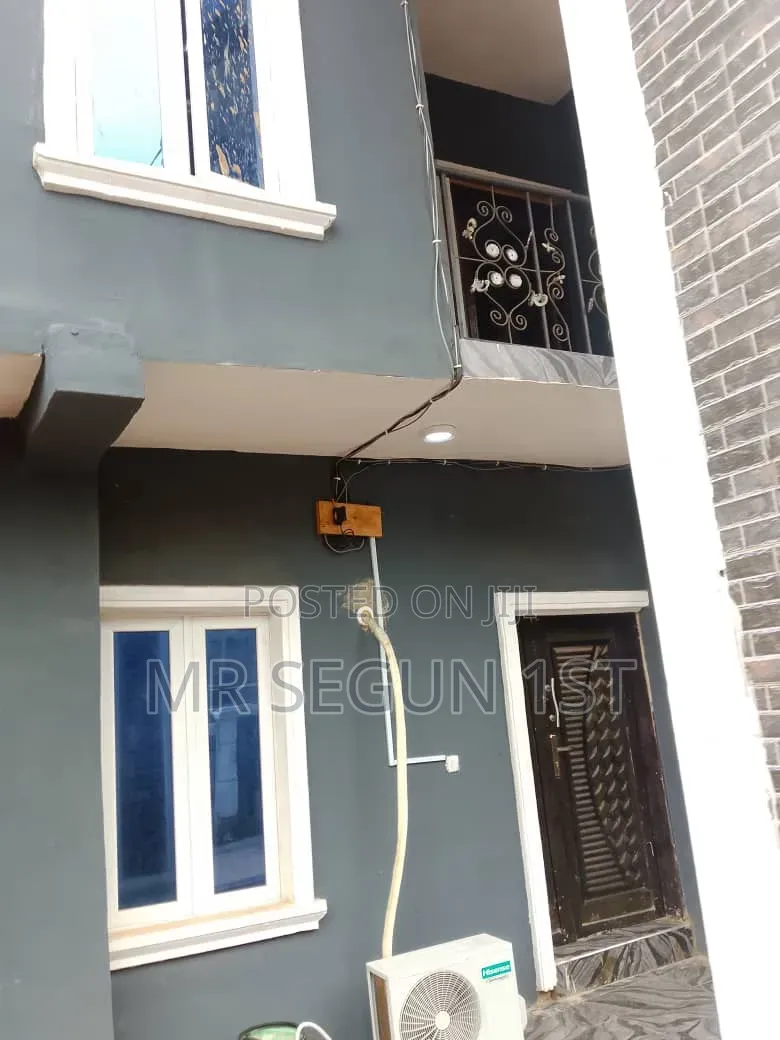 2bdrm Block of Flats in Peace Estate, Akala Express for rent in Akala Express