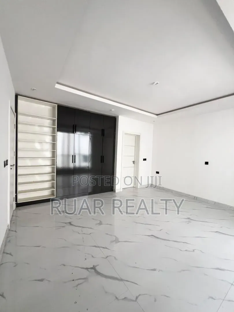 4bdrm Duplex in Victoria Island Extension for sale in Victoria Island Extension