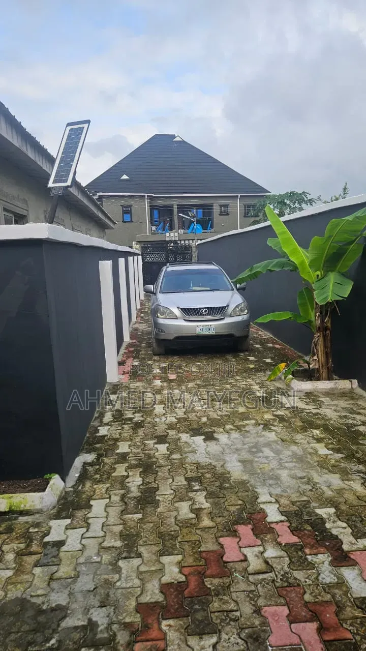 2bdrm Block of Flats in Desa Ibeju Lekki, Eleko for rent in Eleko