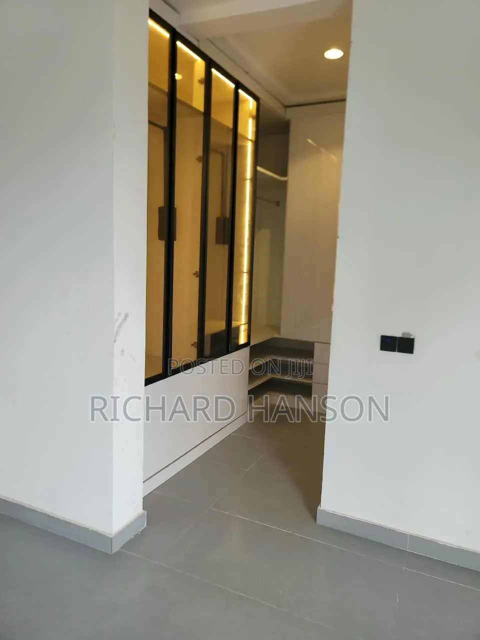 2bdrm Apartment in Lekki (Elf) for sale in Lekki Phase 1