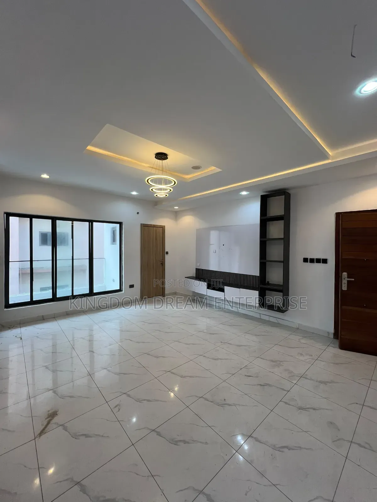 2bdrm Apartment in Ilasan Ikate Lekki for rent in Ikate