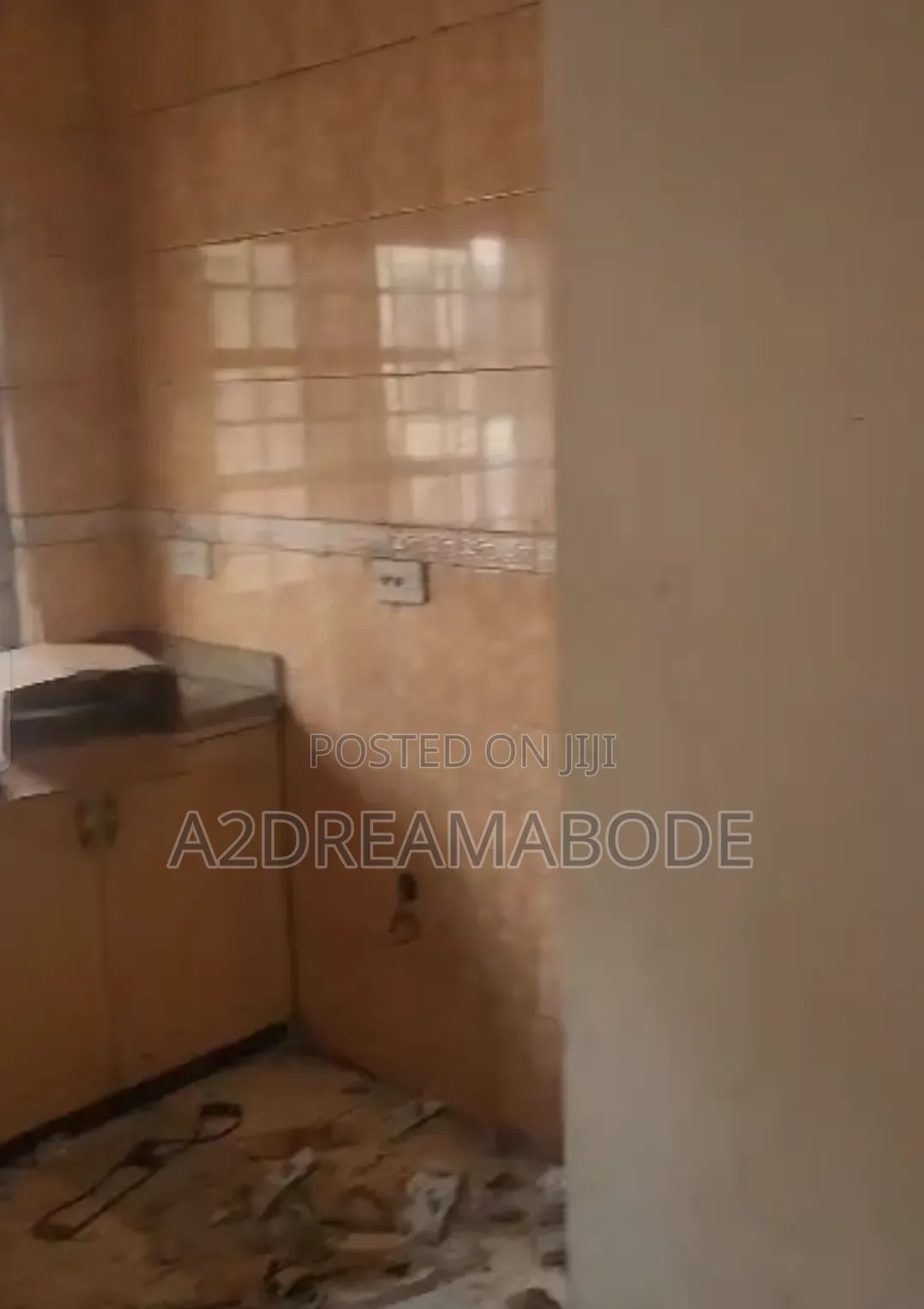 3bdrm Apartment in Omole Phase 2 for rent in Omole Phase 2