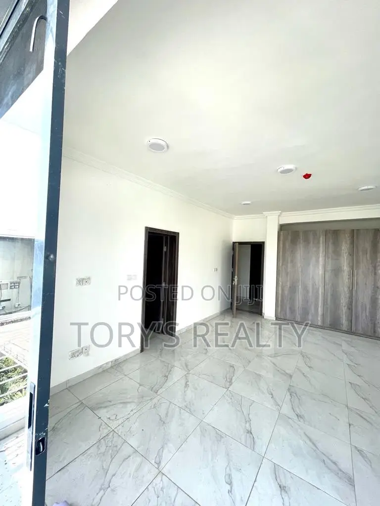 3bdrm Apartment in Victoria Island Extension for rent in Victoria Island Extension