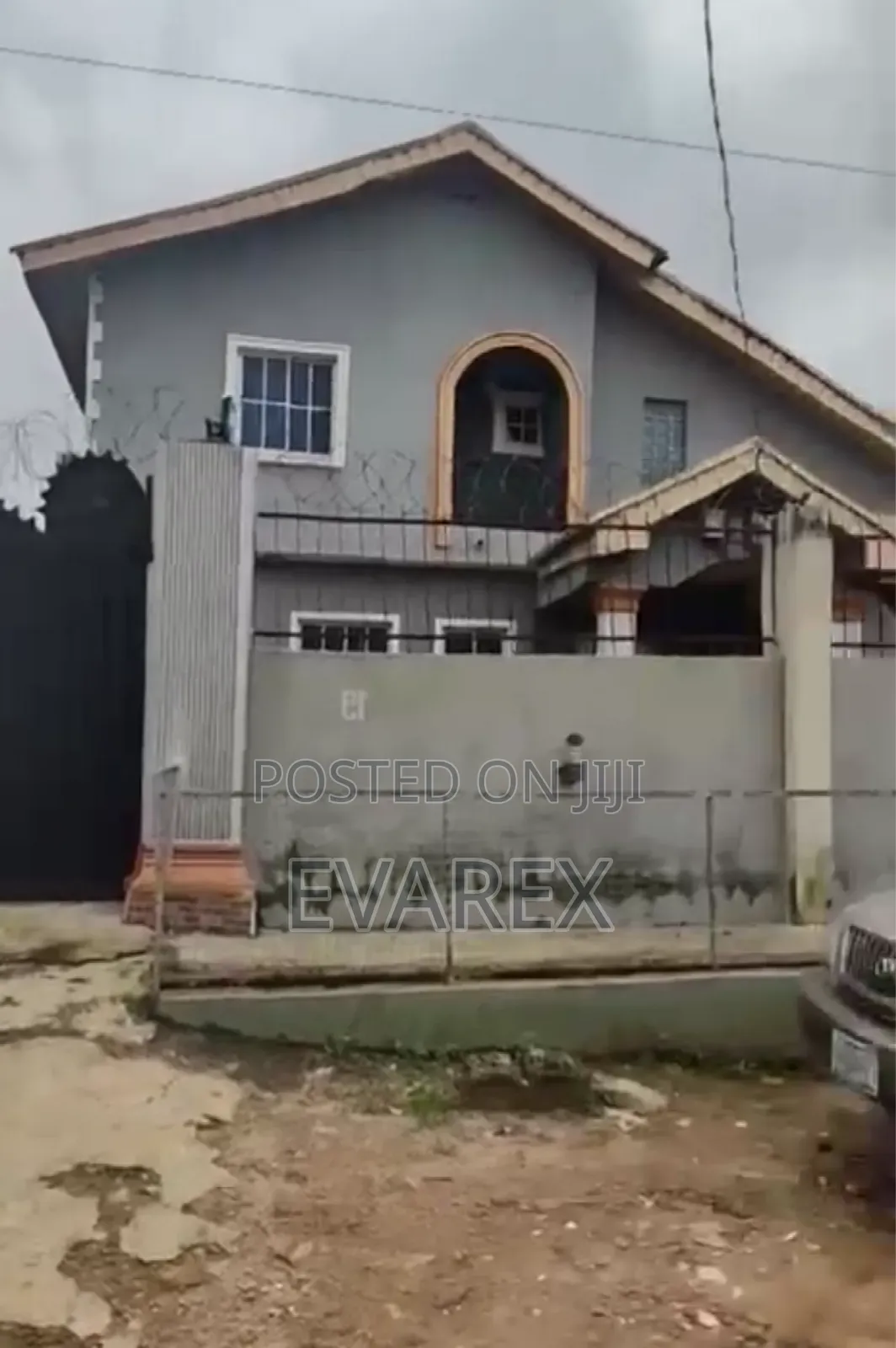 5bdrm Duplex in Iba / Ojo for sale in Iba / Ojo