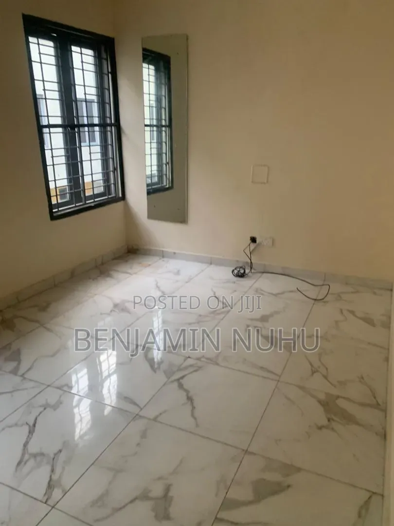 4bdrm Townhouse / Terrace in Elegushi-Ikate for rent in Ikate