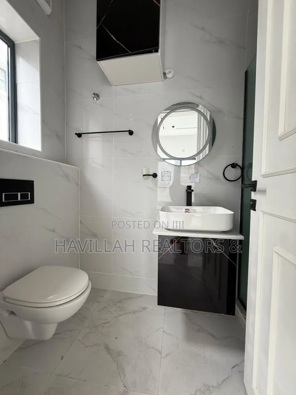 5bdrm Duplex in Lekki Expressway for sale in Lekki Expressway