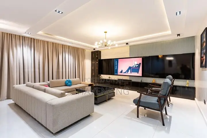 Luxurious 4-Bedroom Triplex for Shortlet | Ikate, Lekki in Ikate