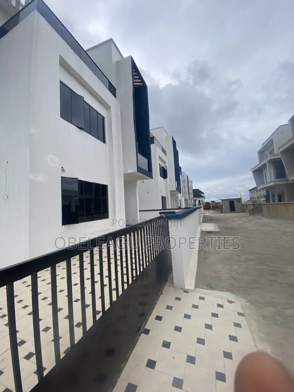 5bdrm Duplex in Blessing Estate, Apple Junction for sale in Apple Junction