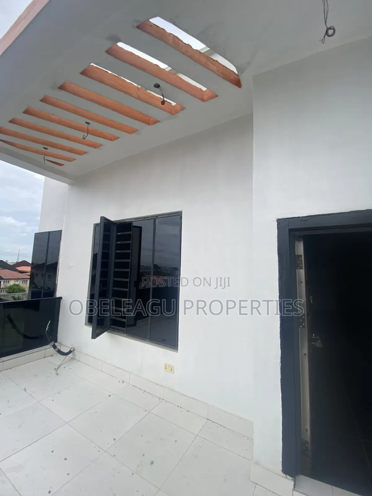 5bdrm Duplex in Blessing Estate, Apple Junction for sale in Apple Junction