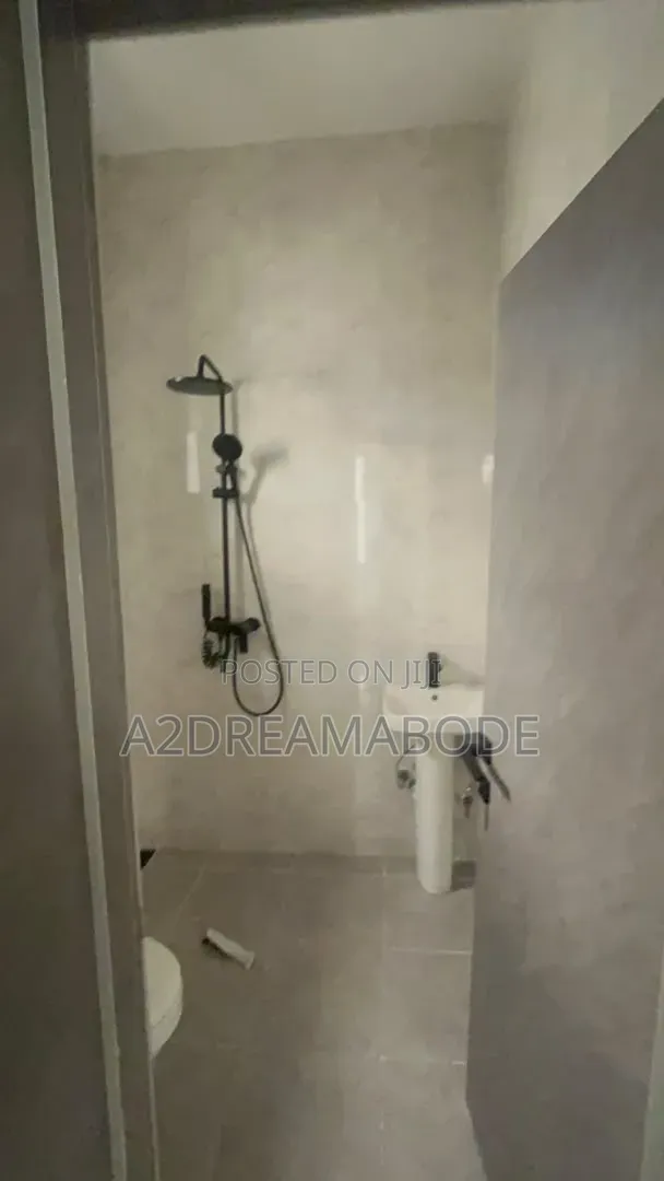 4bdrm Duplex in Gbagada, Medina for sale in Medina