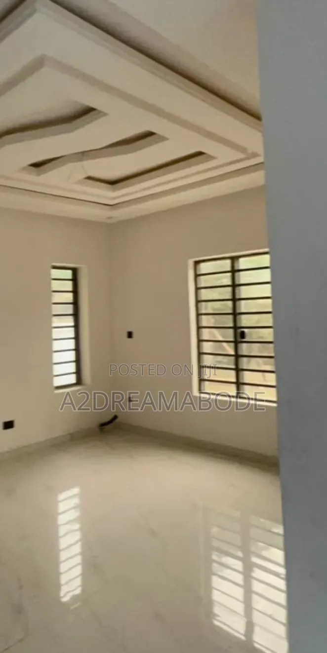 4bdrm Duplex in Gbagada, Medina for sale in Medina