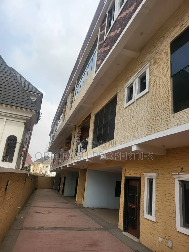 6bdrm Townhouse/Terrace in Victory, Ago Palace for sale in Ago Palace