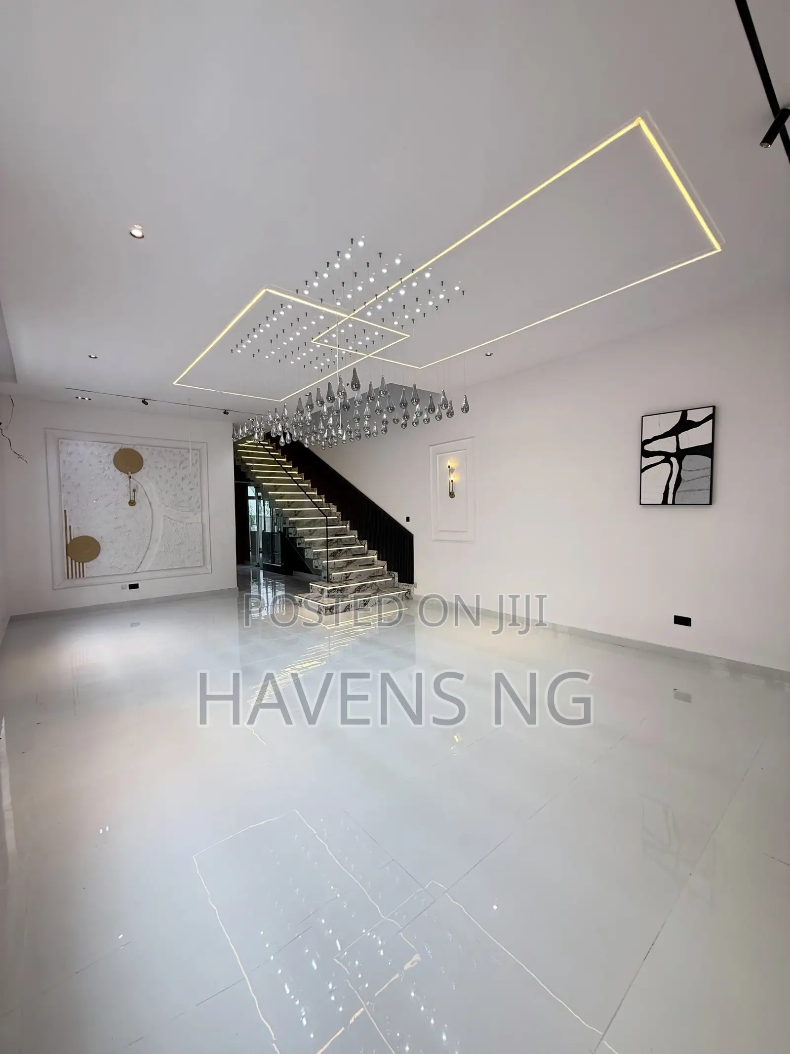 5bdrm Duplex in Lekki Phase 2 for sale in Lekki Phase 2