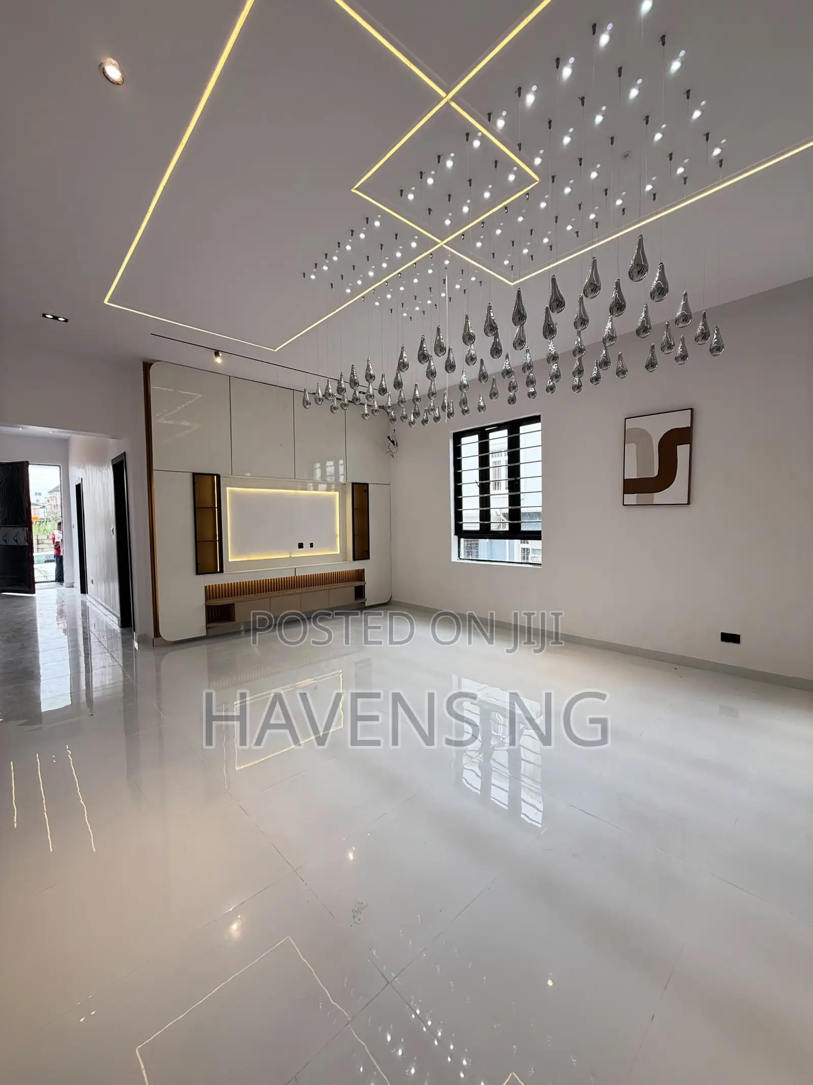 5bdrm Duplex in Lekki Phase 2 for sale in Lekki Phase 2