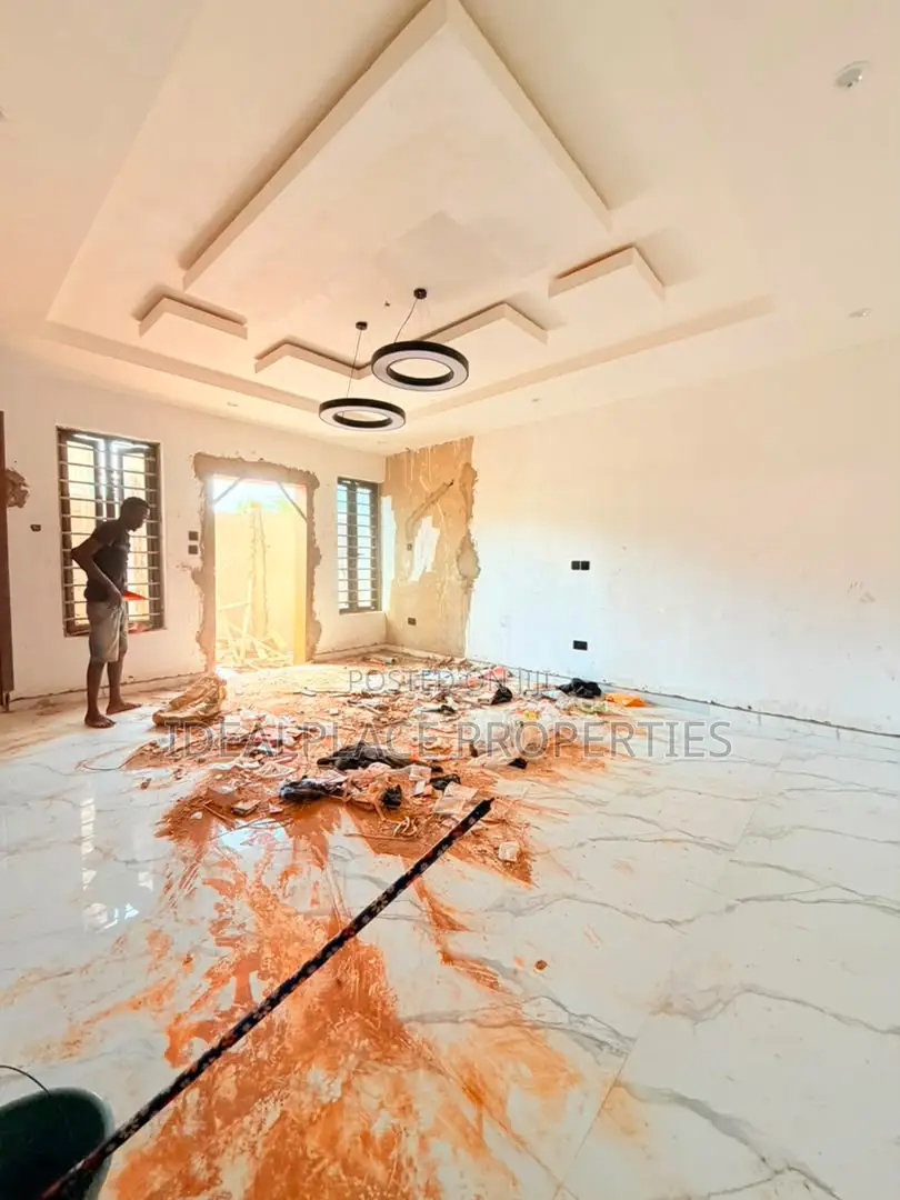 4bdrm Duplex in Magodo for sale in Magodo