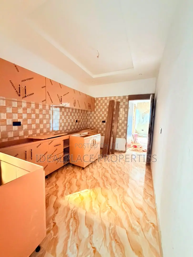 4bdrm Duplex in Magodo for sale in Magodo