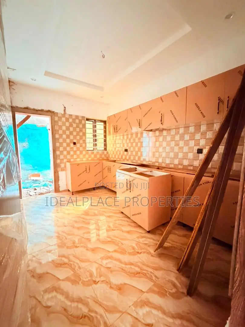 4bdrm Duplex in Magodo for sale in Magodo