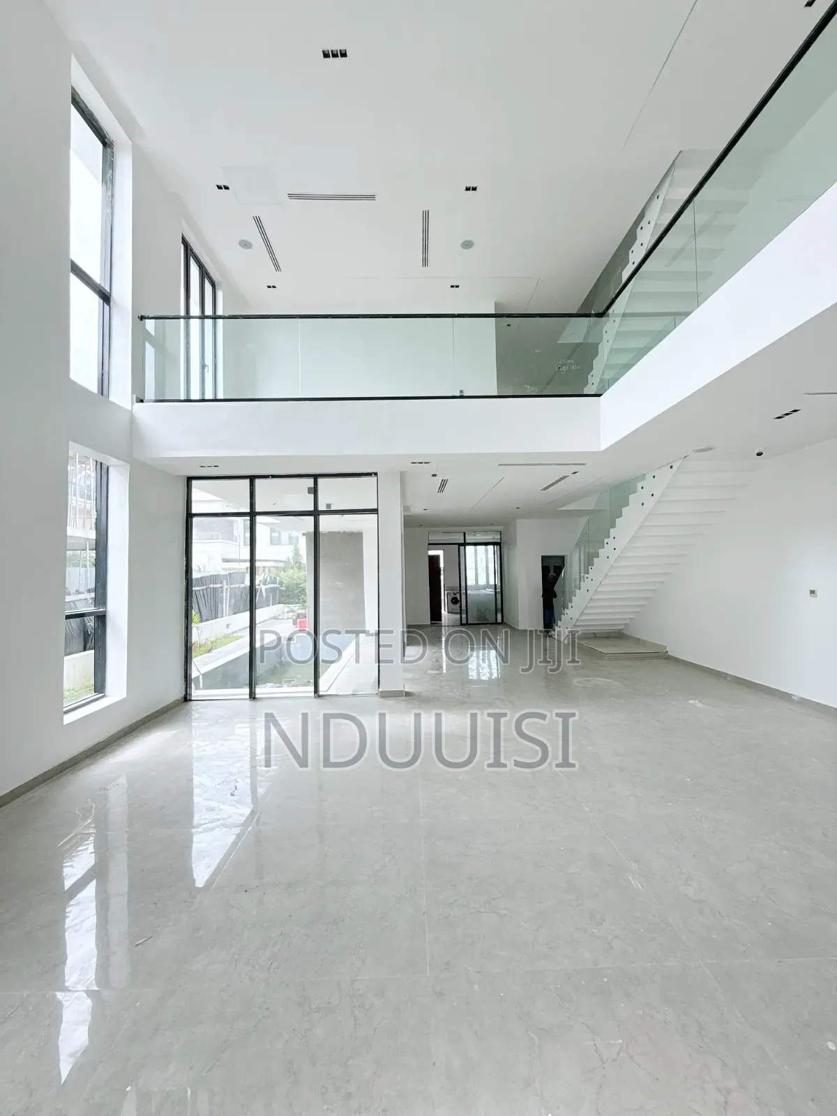 5bdrm Duplex in Cowrie Creek Estate, Ikate for sale in Ikate