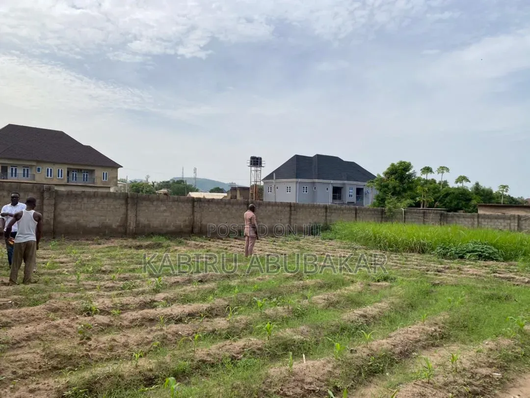 Land for Sale in Karu Abuja. in Karu
