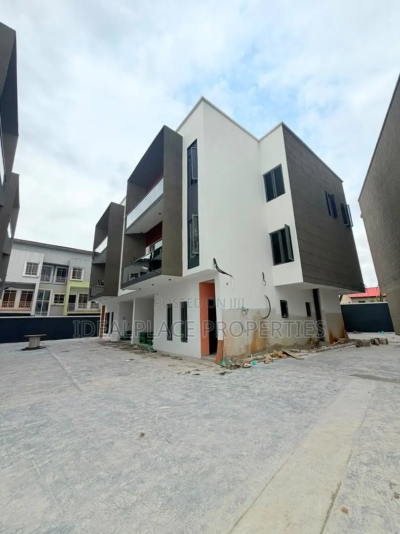 4bdrm House in Isheri North for sale in Isheri North