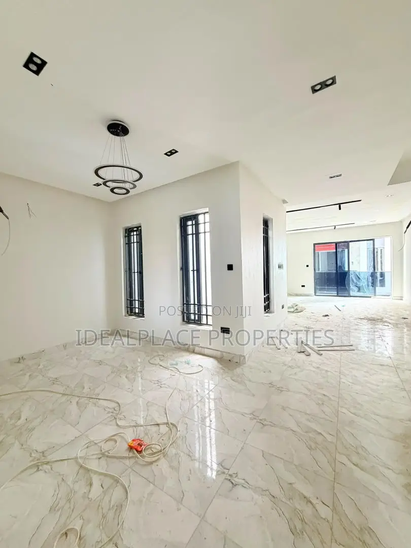 4bdrm House in Isheri North for sale in Isheri North